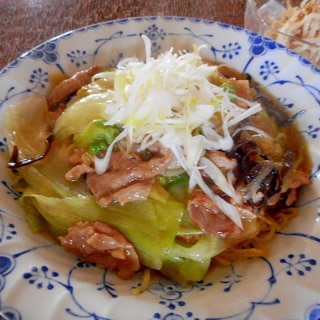 豚肉とレタスのあんかけ焼きそば